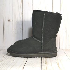 Women UGG Australia Classic Short Boot 5825